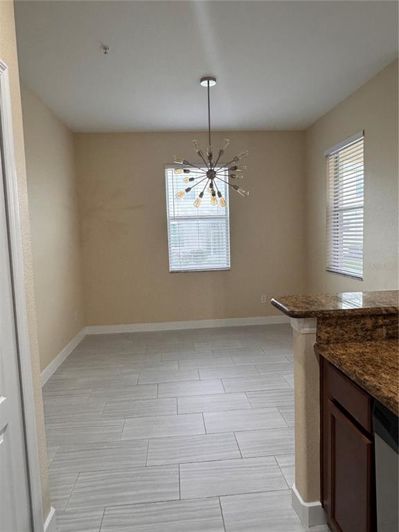 Image No.5-3 Bed Townhouse for sale