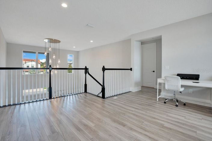 Image No.29-5 Bed House for sale