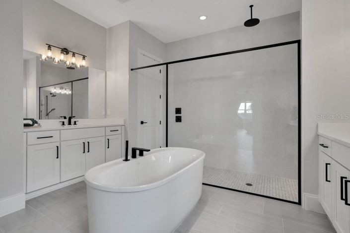 Image No.52-5 Bed House for sale