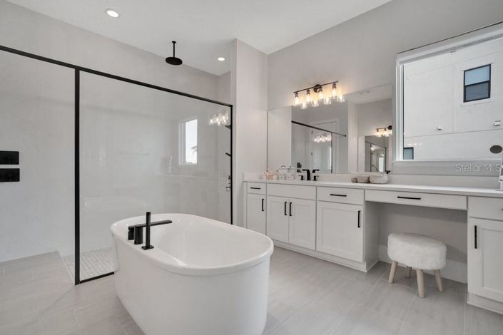 Image No.53-5 Bed House for sale