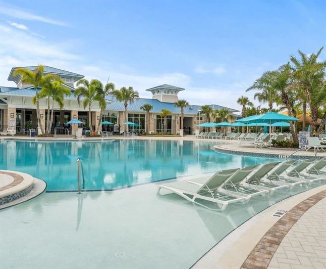 Image No.40-5 Bed Townhouse for sale