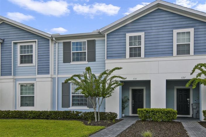 Image No.50-5 Bed Townhouse for sale