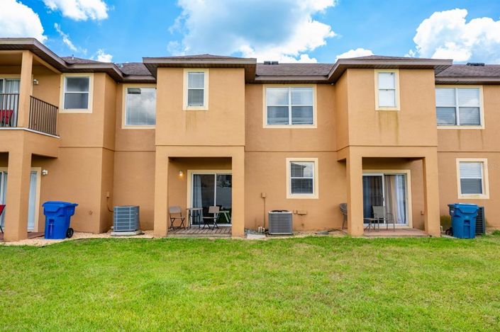 Image No.16-4 Bed Townhouse for sale