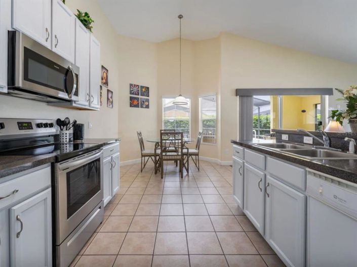 Image No.9-Maison de 4 chambres à vendre à Saint John