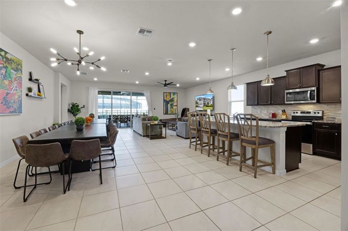 Image No.14-8 Bed House for sale