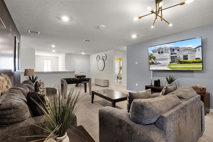 Image No.20-8 Bed House for sale