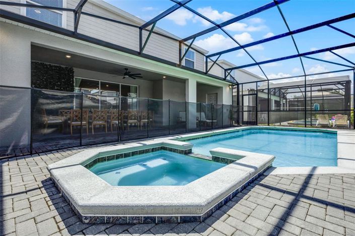 Image No.50-8 Bed House for sale