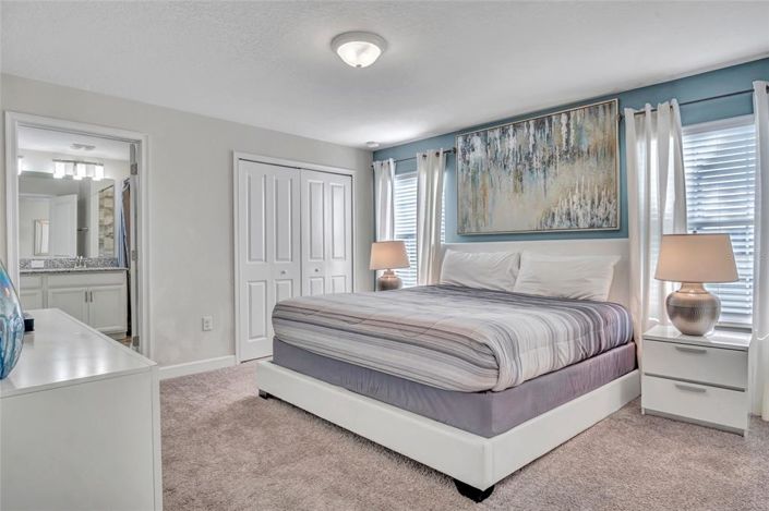 Image No.13-4 Bed Townhouse for sale