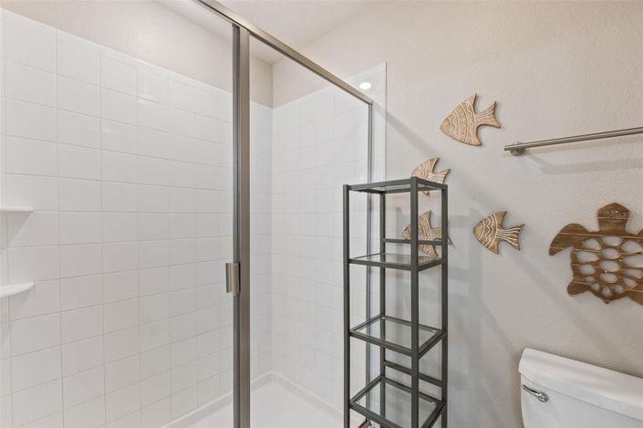 Image No.28-8 Bed House for sale