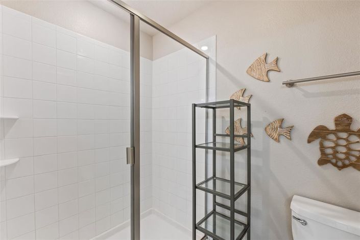 Image No.27-8 Bed House for sale