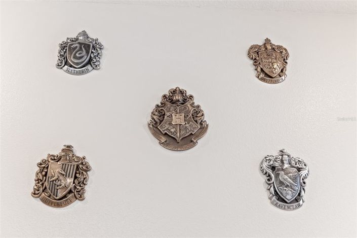 Image No.34-8 Bed House for sale