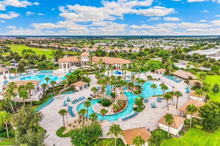 Image No.57-8 Bed Property for sale