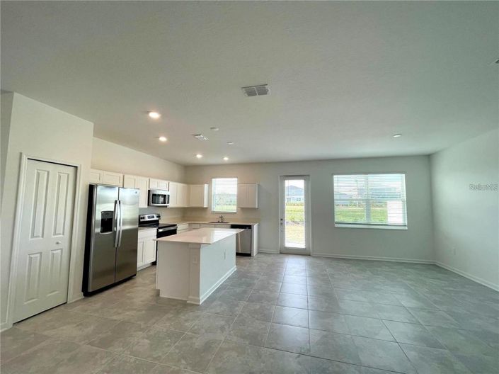 Image No.11-3 Bed Townhouse for sale