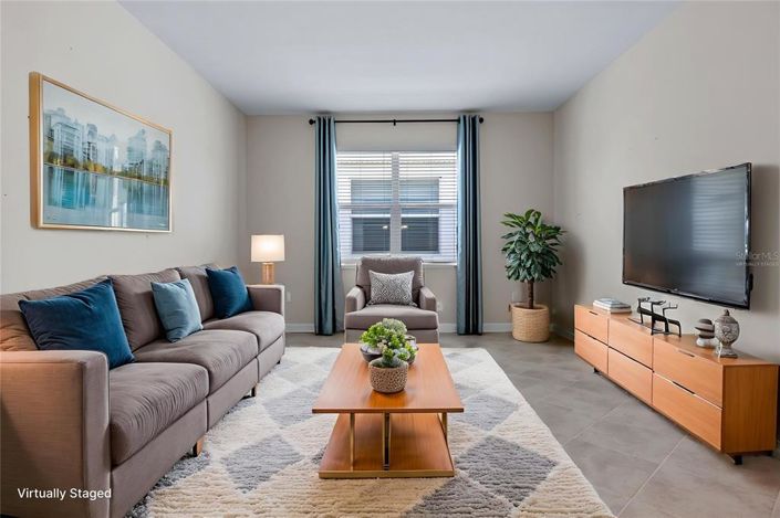 Image No.14-4 Bed House for sale