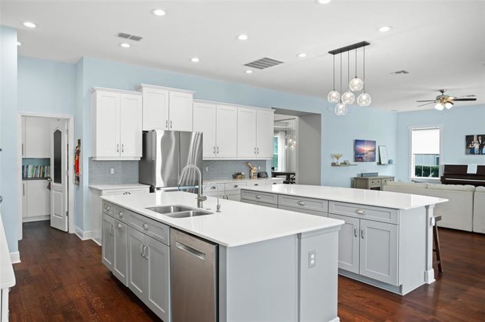 Image No.19-5 Bed House for sale