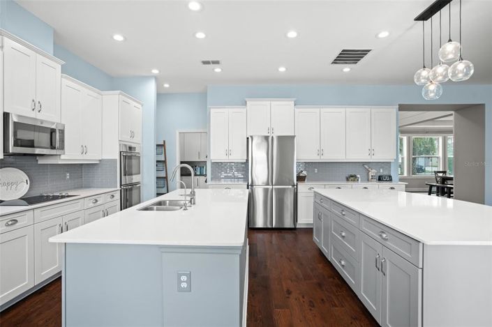 Image No.22-5 Bed House for sale