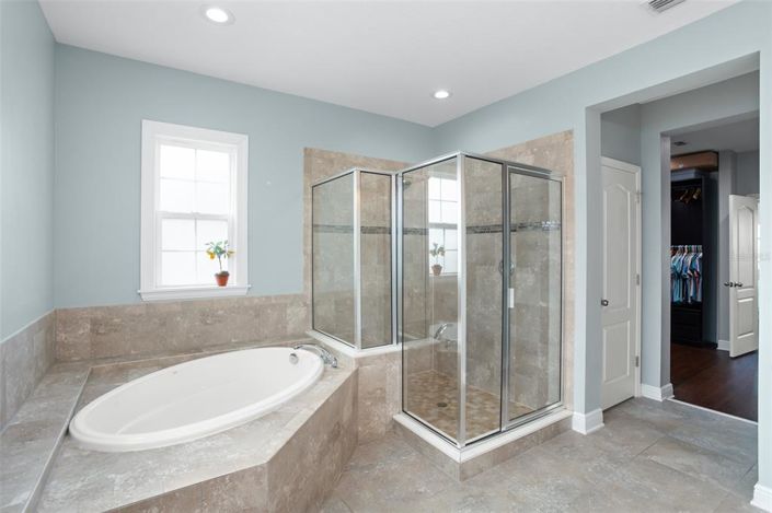 Image No.42-5 Bed House for sale