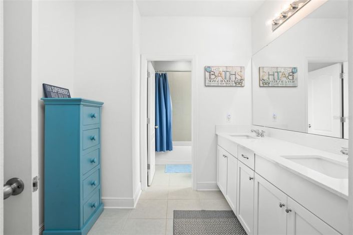 Image No.52-5 Bed House for sale