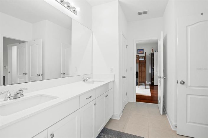 Image No.54-5 Bed House for sale