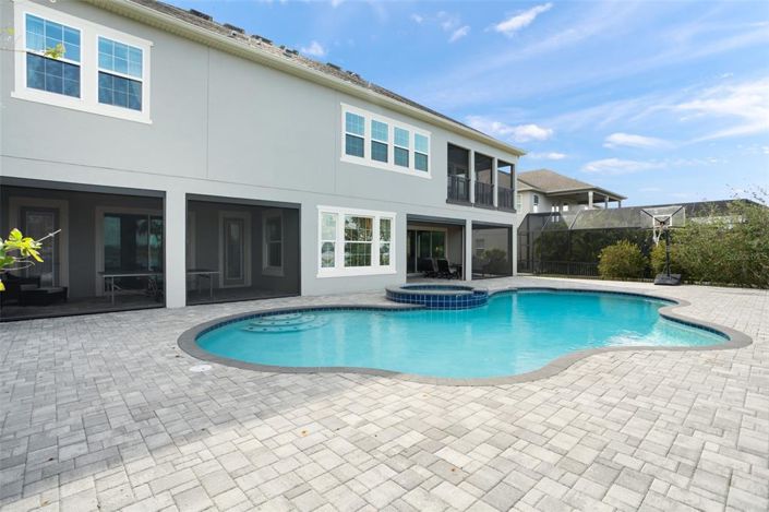 Image No.58-5 Bed House for sale