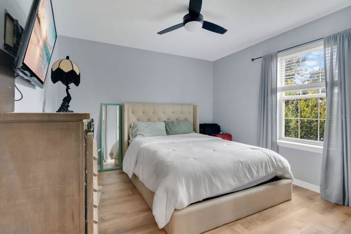 Image No.11-4 Bed House for sale