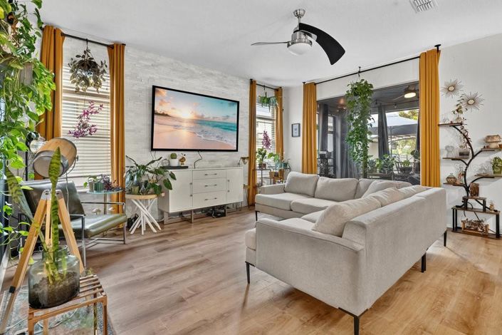 Image No.4-4 Bed House for sale