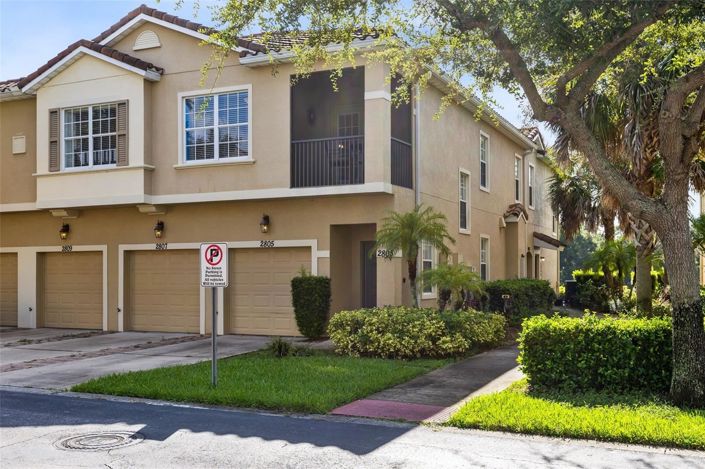 Image No.1-2 Bed Townhouse for sale