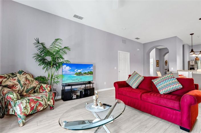 Image No.14-3 Bed Apartment for sale