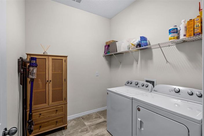 Image No.19-4 Bed House for sale