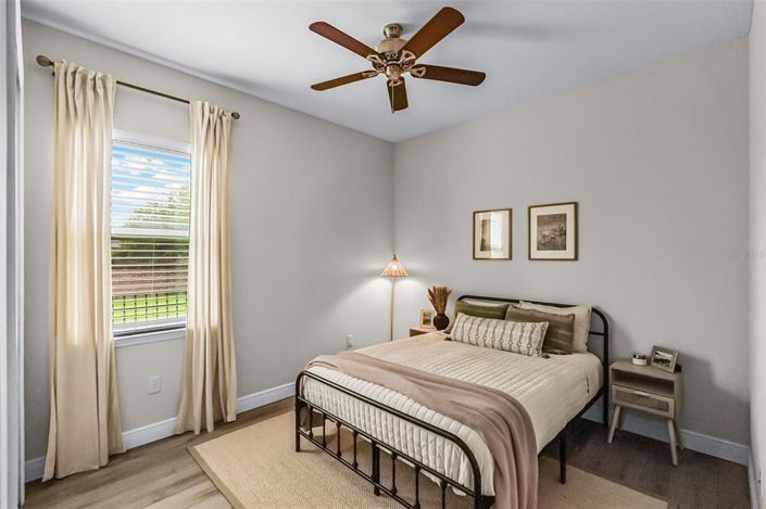 Image No.20-4 Bed House for sale