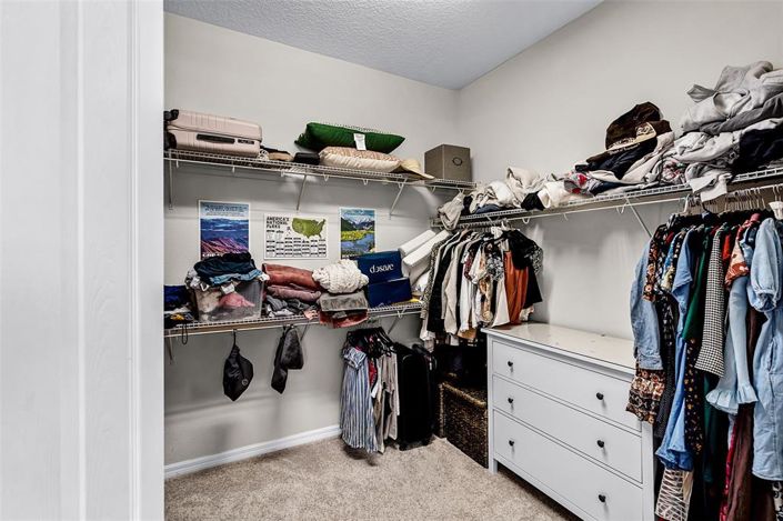 Image No.26-4 Bed House for sale