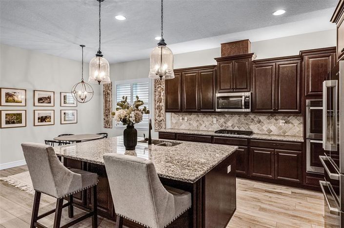 Image No.6-4 Bed House for sale