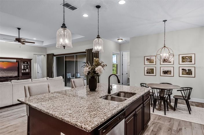 Image No.9-4 Bed House for sale