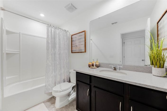 Image No.23-7 Bed House for sale