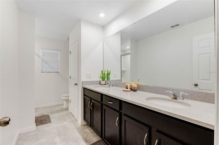 Image No.27-7 Bed House for sale