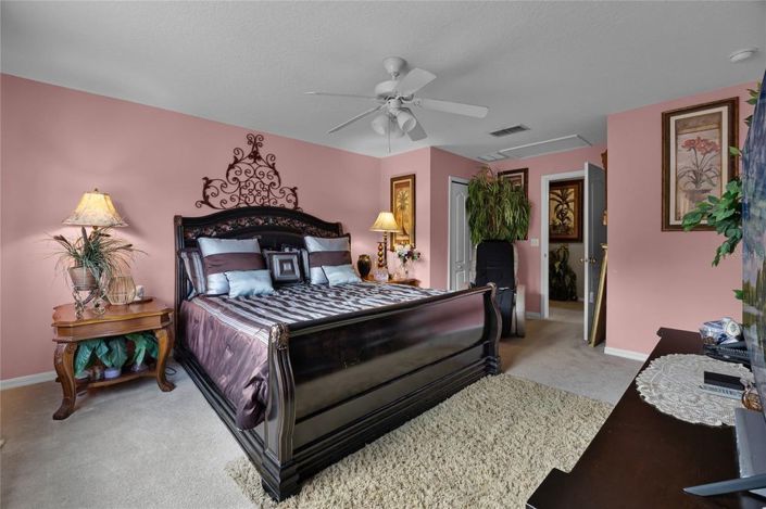 Image No.26-5 Bed House for sale