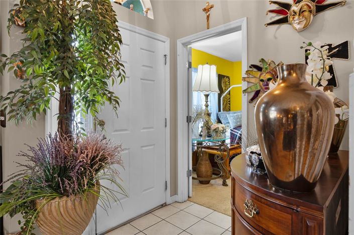 Image No.4-5 Bed House for sale