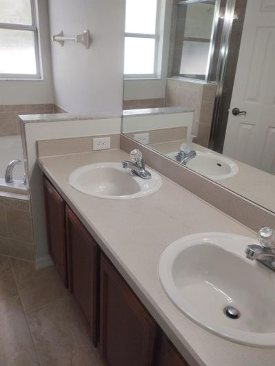 Image No.34-3 Bed House for sale