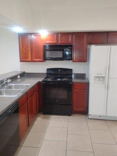 Image No.36-3 Bed House for sale