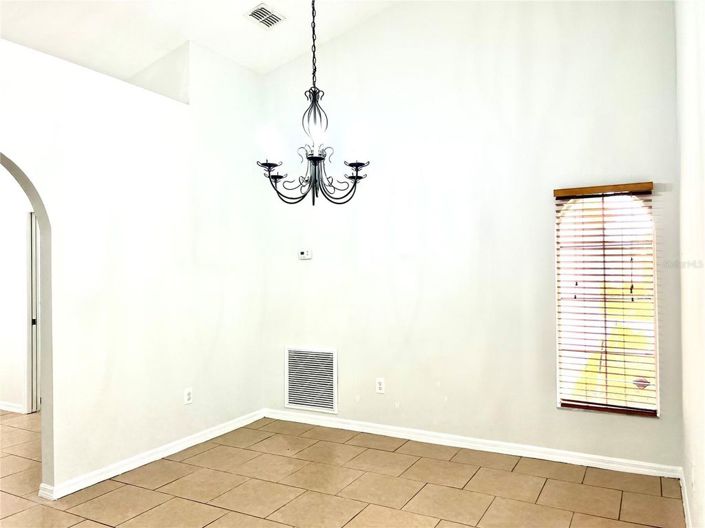 Image No.6-3 Bed House for sale