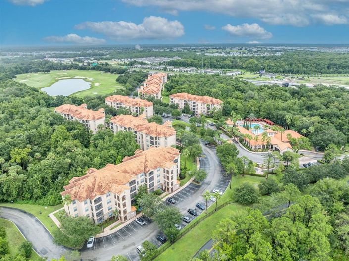 Image No.30-3 Bed Townhouse for sale