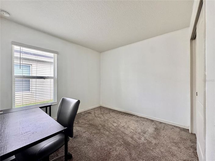 Image No.10-4 Bed House for sale