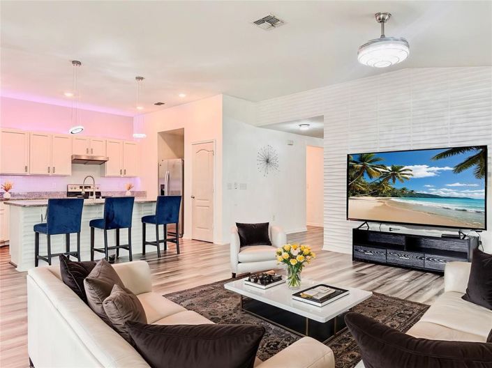 Image No.19-4 Bed House for sale