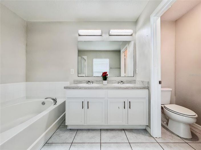 Image No.41-4 Bed Property for sale