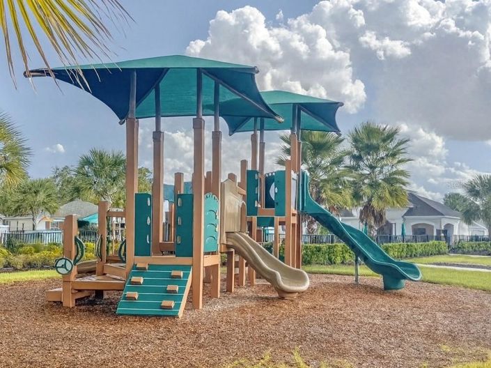 Image No.56-4 Bed Property for sale