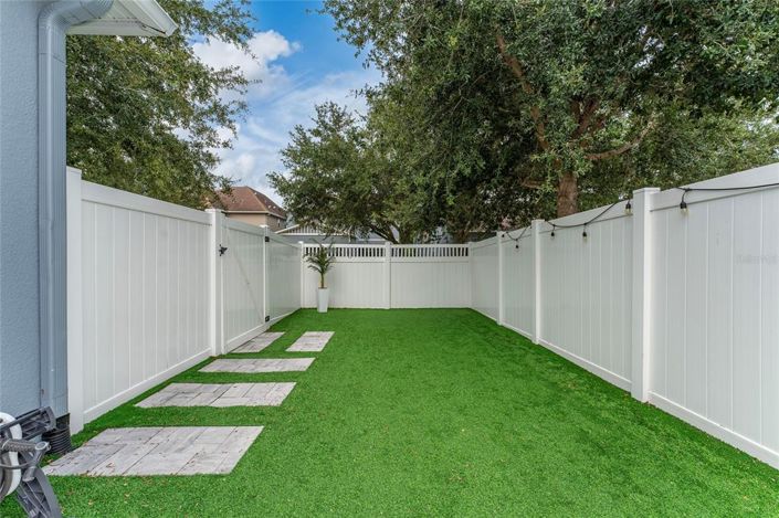 Image No.16-3 Bed House for sale