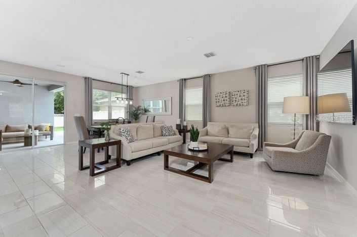 Image No.3-3 Bed House for sale