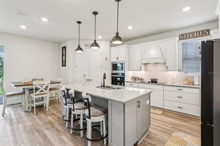 Image No.10-5 Bed House for sale