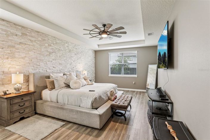 Image No.13-5 Bed House for sale