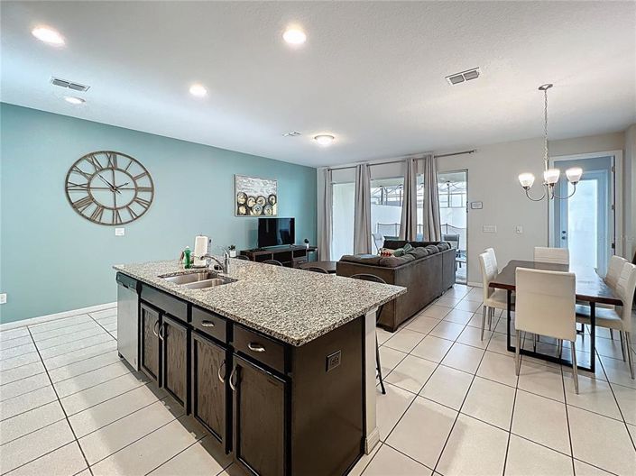 Image No.5-Maison de ville de 5 chambres à vendre à Saint John